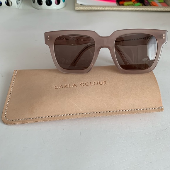 Carla Colour Accessories - Carla Colour Jarvus Sunglasses in dusty pink/mauve